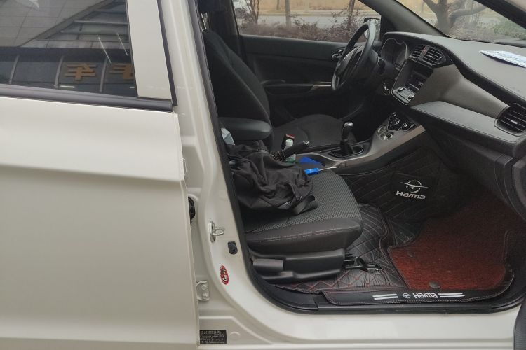 海马M3 2016款 1.5L 手动舒适型局部细节41