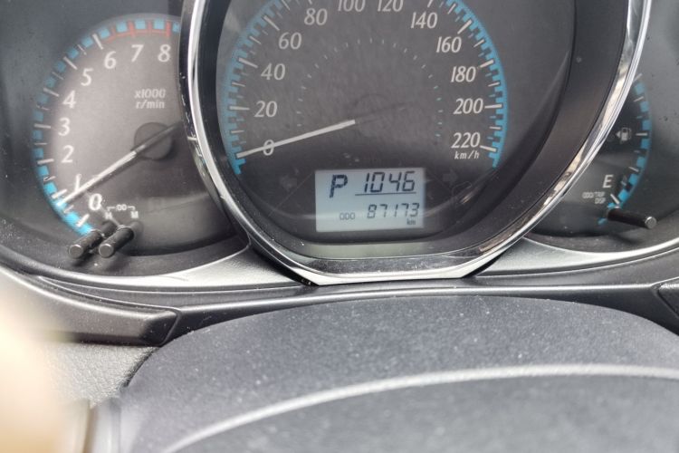 丰田 YARiS L 致享 2017款 1.5E CVT魅动版中控内饰15