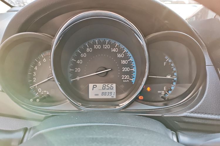 丰田 威驰FS 2017款 1.5L CVT锋驰版中控内饰14