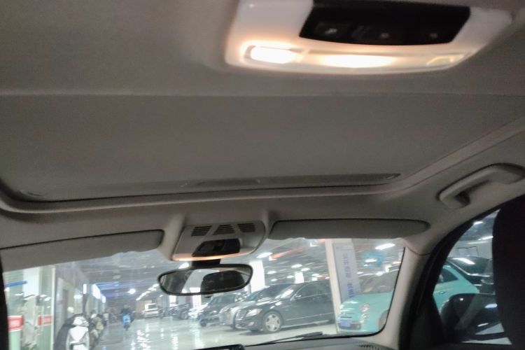 宝马1系(进口) 2013款 改款 118i 领先型中控内饰22