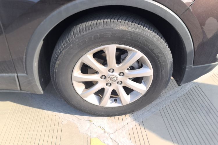 别克 昂科威 2020款 20T 两驱精英型车身外观10