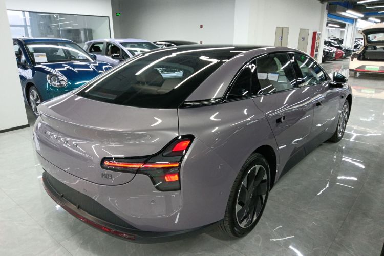 小鹏MONA M03 2025款 502 长续航 Max车身外观7