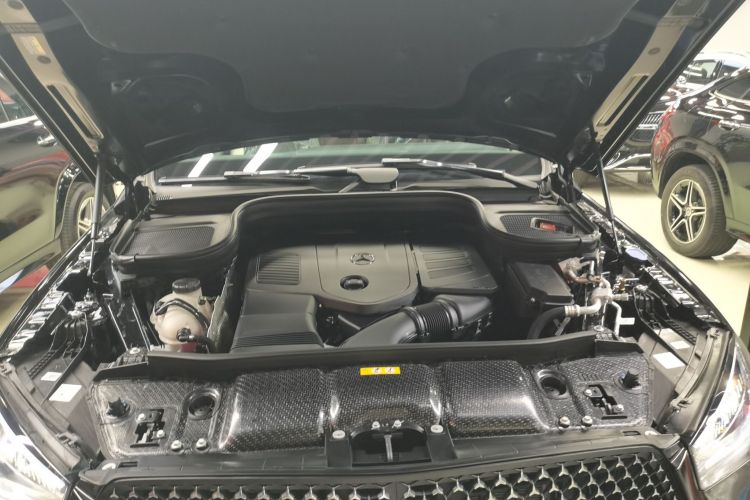 奔驰GLE 2024款 改款 GLE 350 4MATIC 时尚型机舱底盘24