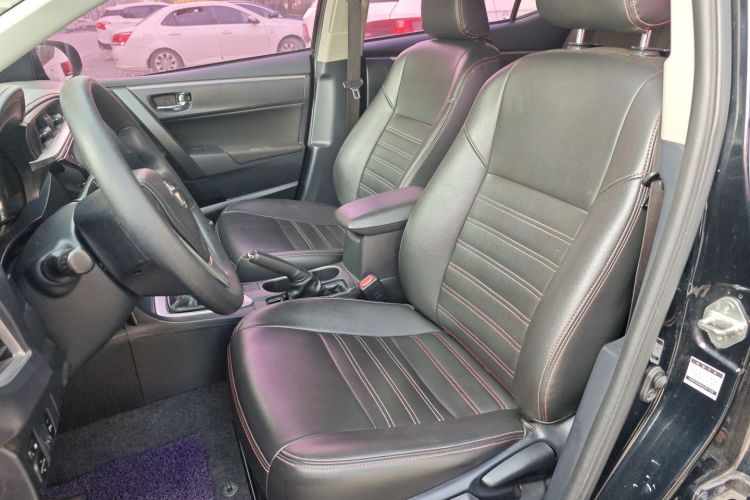 丰田 雷凌 2016款 1.6G 手动精英版中控内饰19