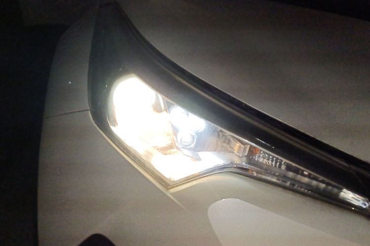 丰田 奕泽IZOA 2018款 2.0L 奕驰版 国VI车身外观8