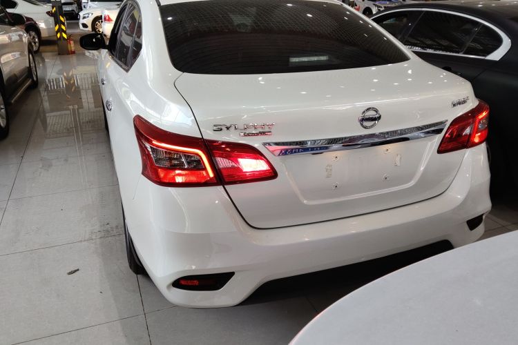 日产 轩逸 2024款 经典 1.6XL CVT豪华版车身外观6004