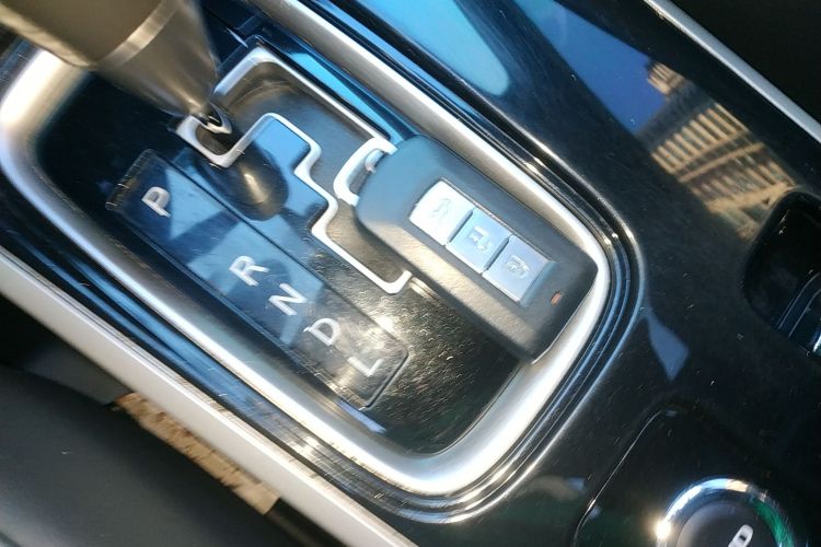 三菱 欧蓝德 2019款 2.4L 四驱致享版 7座 国V中控内饰11