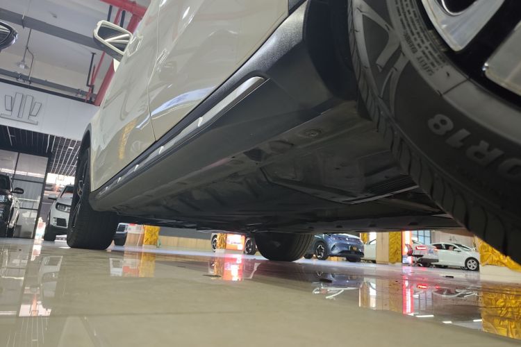 奔驰GLA 2018款 GLA 200 时尚型局部细节9002