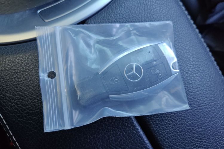 奔驰C级 2018款 C 180 L 时尚型运动版中控内饰11