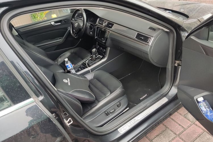 大众 帕萨特 2016款 330TSI DSG尊荣版局部细节9005