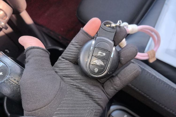 MINI 2015款 1.5T COOPER Fun 五门版中控内饰11