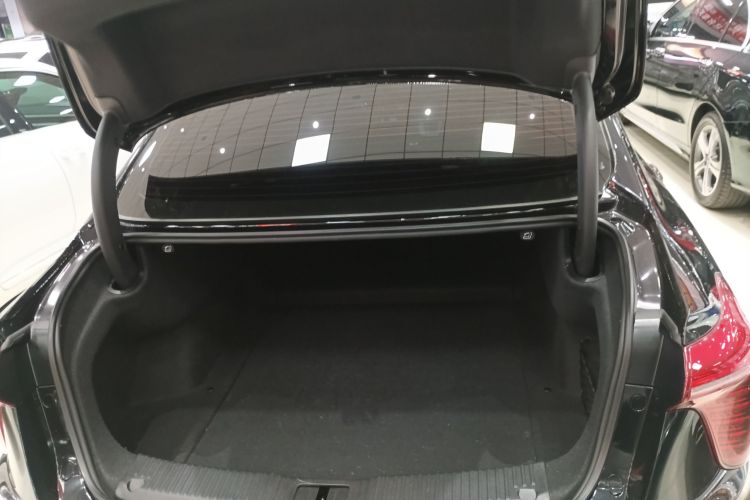 红旗H5 2024款 2.0T 自动智联旗畅版局部细节23