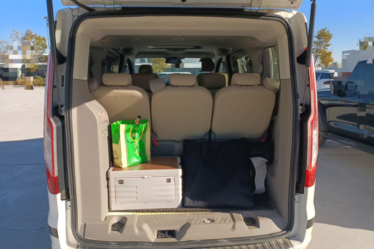 福特 途睿欧 2017款 2.0T 自动精英版机舱底盘23