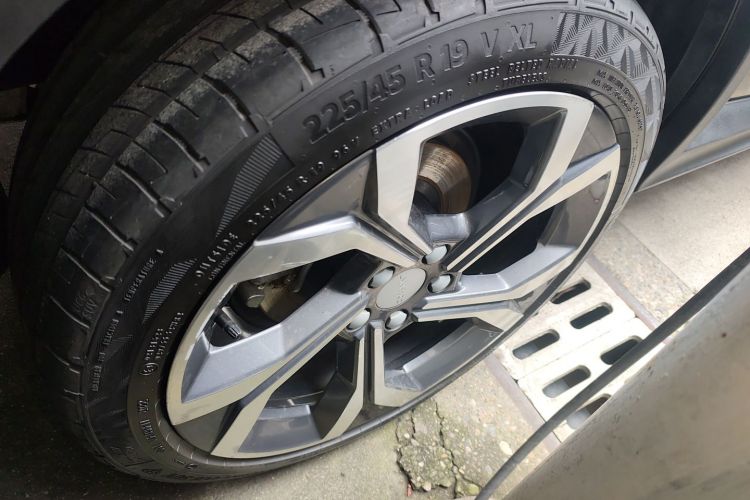 领克06 2023款 Remix 1.5T Hero车身外观6008