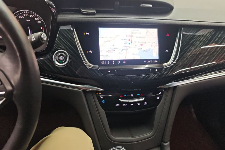 凯迪拉克XT6 2022款 2.0T 六座四驱豪华型标准版中控内饰16
