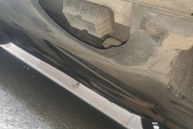 宝马5系 2020款 530Li 领先型 M运动套装局部细节9003