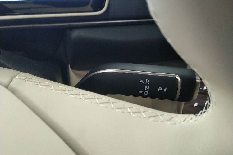 蔚来ES6 2025款 75kWh中控内饰18