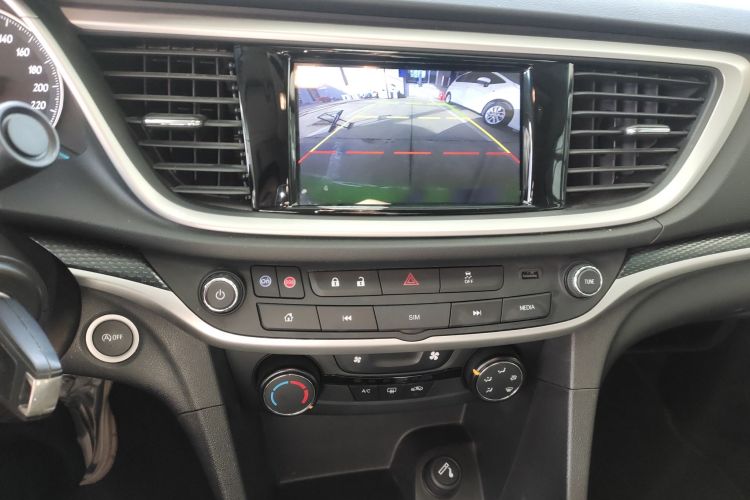 别克 英朗 2021款 改款 典范 1.5L 自动精英型中控内饰16