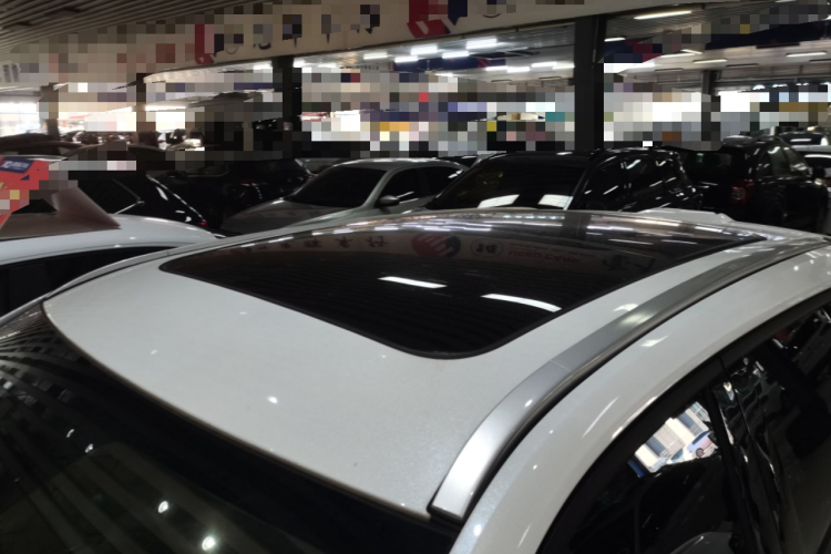 长安UNI-Z 2025款 1.5T 尊贵型局部细节57