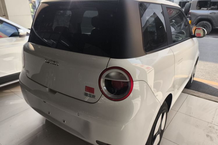 长安启源 长安Lumin 2023款 301km 蜜沁款车身外观7