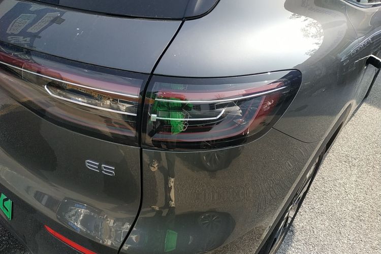 吉利银河 银河E5 2024款 530km 星舰版车身外观9