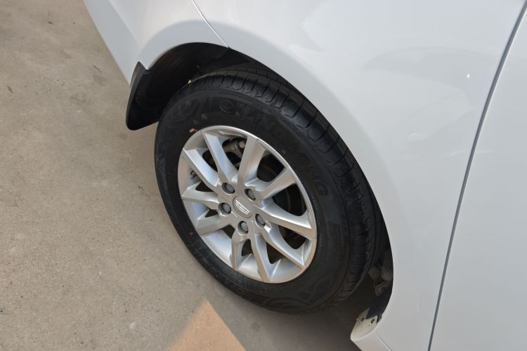 吉利汽车 帝豪 2020款 1.5L CVT舒适型车身外观6008