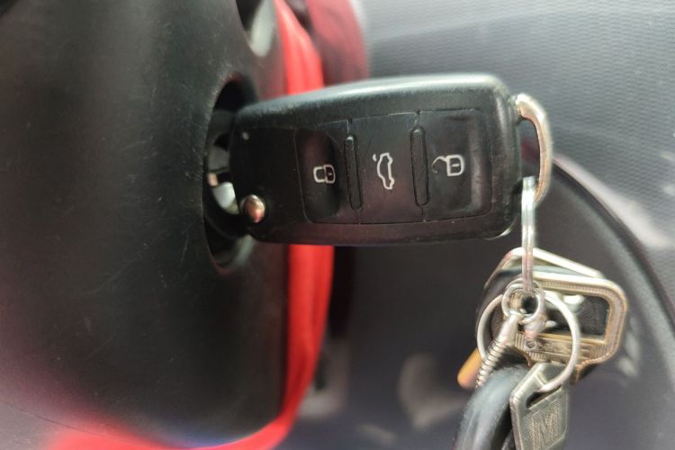 斯柯达 Yeti 2017款 TSI280 DSG前行版中控内饰11