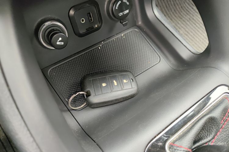 长安CS75 2014款 1.8T 自动尊贵型 国V中控内饰7001