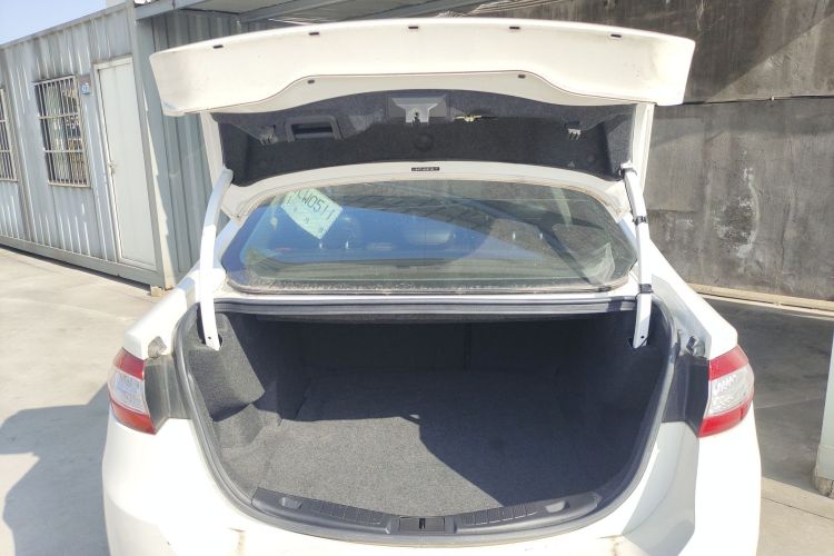 福特 蒙迪欧 2013款 2.0L GTDi200时尚型机舱底盘23