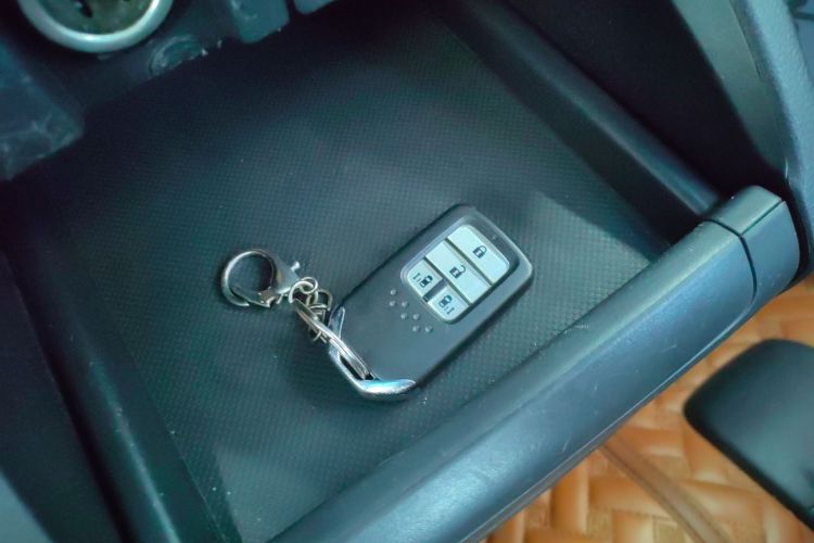 本田 艾力绅 2019款 2.0L 混动豪华版中控内饰11