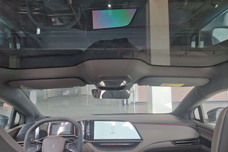 红旗EH7 2024款 820 Pro中控内饰22