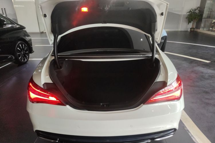 奔驰CLA 2016款 改款 CLA 220 4MATIC局部细节23