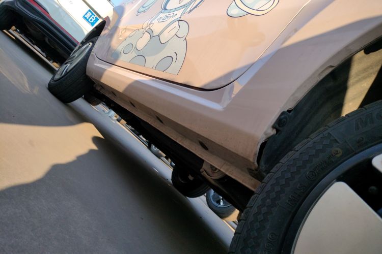 凌宝汽车 凌宝uni 2025款 微甜版 11.52kWh局部细节9002