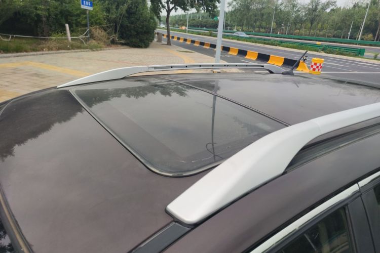 比亚迪S7 2015款 2.0T 升级版 自动尊贵型车身外观57