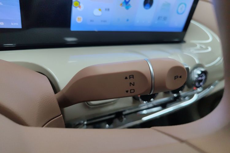 五菱汽车 五菱缤果 2025款 333km 悦享款中控内饰18