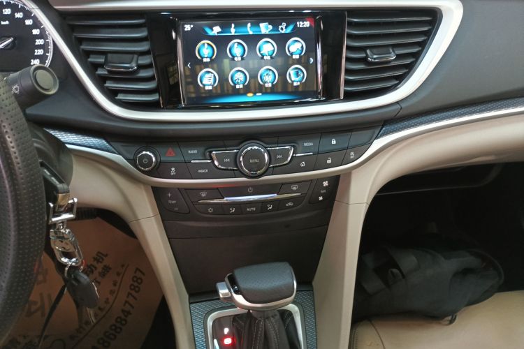 别克 英朗 2019款 15T 双离合互联精英型 国VI中控内饰16
