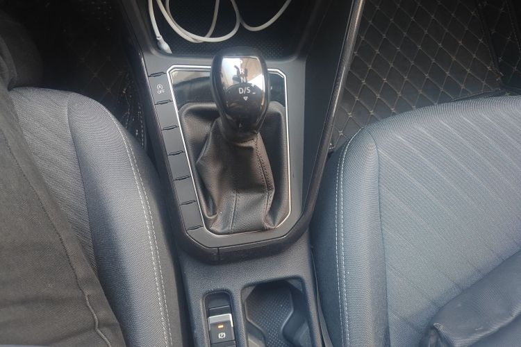 大众 朗逸 2025款 新锐 1.5L 出众新逸版中控内饰18