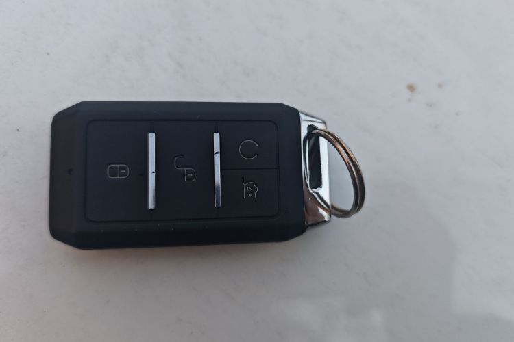 比亚迪e2 2019款 高续航版 耀·豪华型中控内饰11