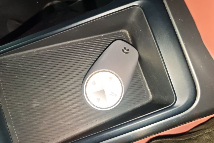 蔚来EC6 2020款 430KM 运动版中控内饰11