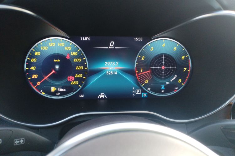 奔驰GLC 2021款 GLC 300 L 4MATIC 动感型中控内饰14