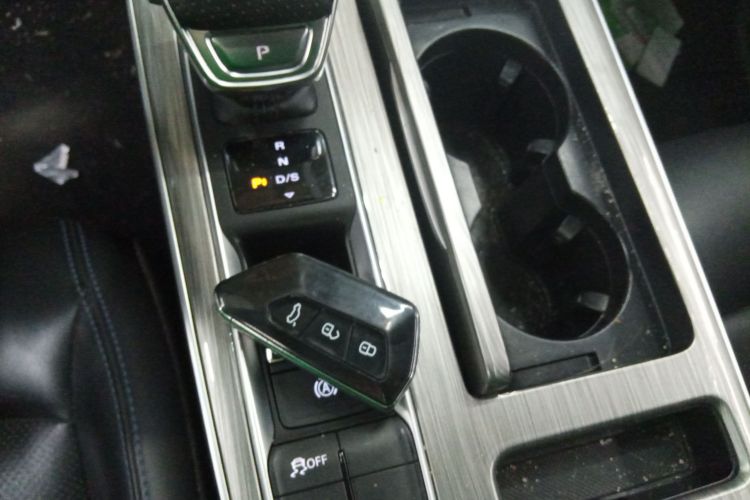 荣威RX5 2022款 330TGI 自动国潮版中控内饰11