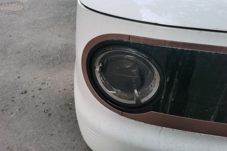 吉利银河 2023款 熊猫mini 新春版宝藏熊车身外观8