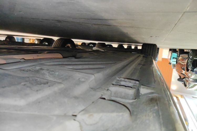 奔驰C级 2015款 C 200 L 运动型局部细节9001