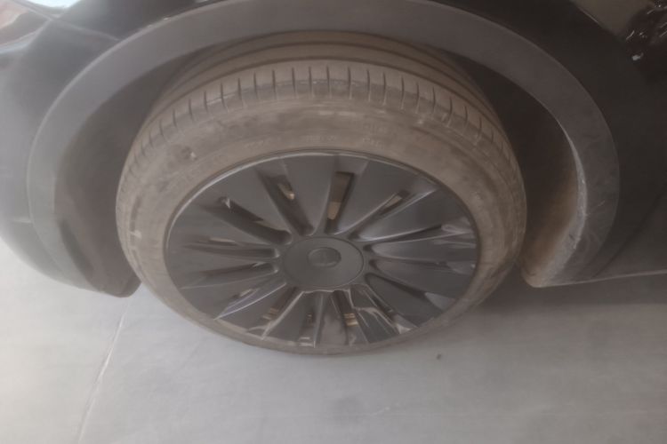 特斯拉 Model Y 2022款 长续航全轮驱动版车身外观6007