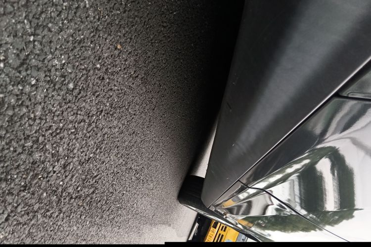 福特 福克斯 2015款 三厢 1.6L 自动风尚型局部细节9001