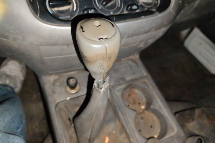 金杯 海狮 2014款 2.0L第五代动力王舒适型V19中控内饰18