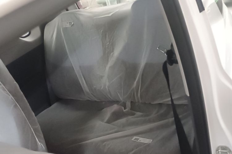 吉利银河 2024款 熊猫mini 200km 耐力熊中控内饰21