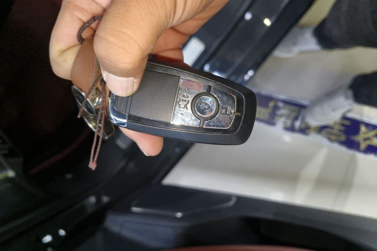 林肯Z 2022款 改款 i享 尊享版中控内饰7001