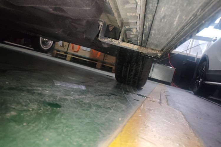 红旗HS3 PHEV 2024款 PHEV 115km 劲为版局部细节9003