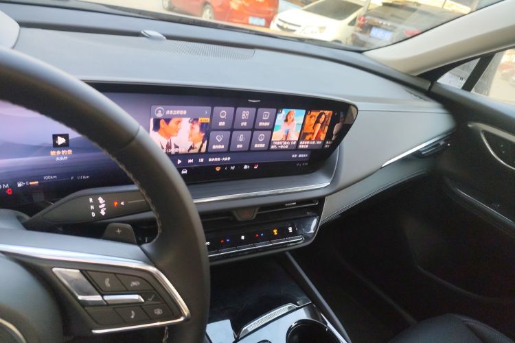 别克 昂科威 2025款 25T 进享白金版中控内饰16